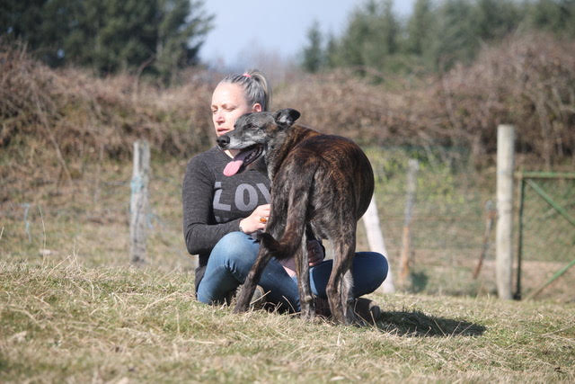 Magalie Parpillon educatrice canin les chiens de justice